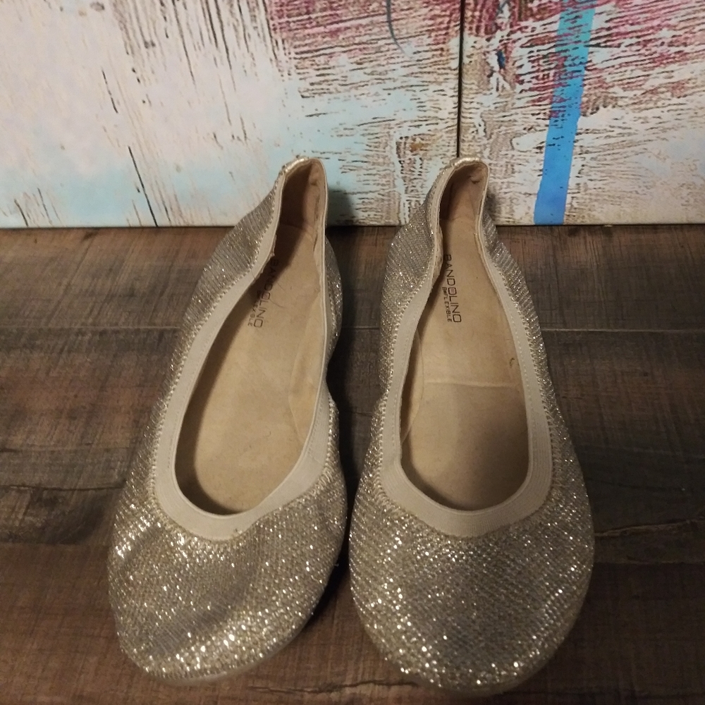 Bandolino Flexible Flats Size 10 Tan Sequined